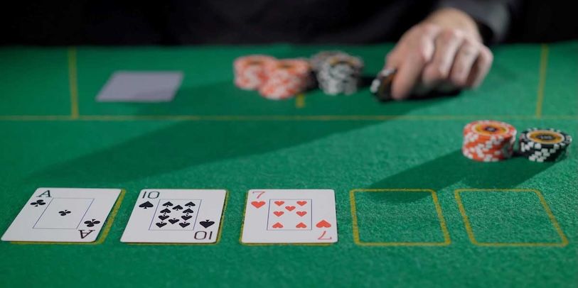 Khi nào nên call dựa vào pot odds trong poker Lt88